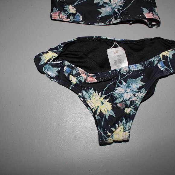 Multi Color 2 Pcs O'Neil Bikini Swimsuit Size 10 - Picture 5 of 14